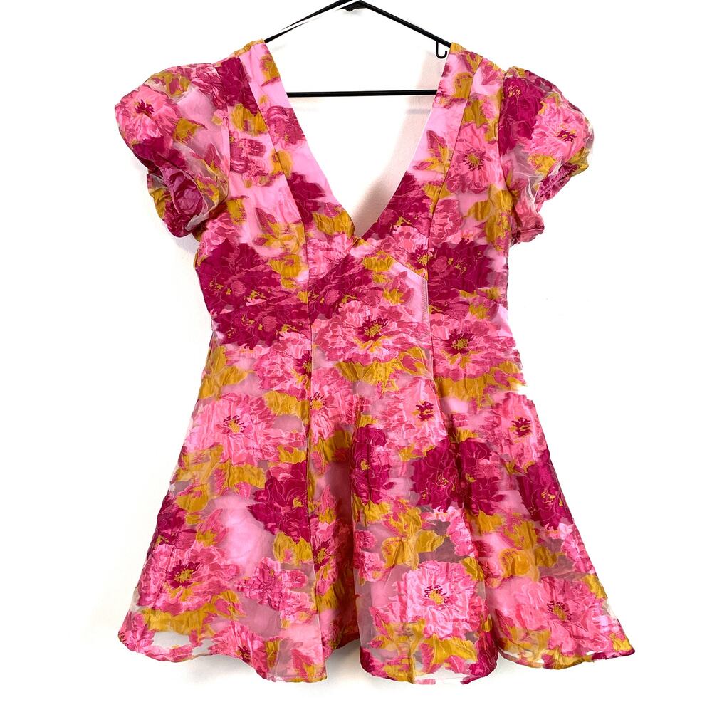 NWT Showpo. Brailey Puff Sleeve Jacquard Mini Dress Lydia Pink Size 12 - Picture 5 of 9